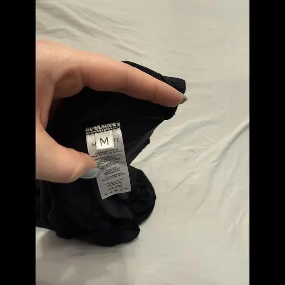 Alphalete Essential Black Long Sleeve Top - Size M - Picture 3 of 3